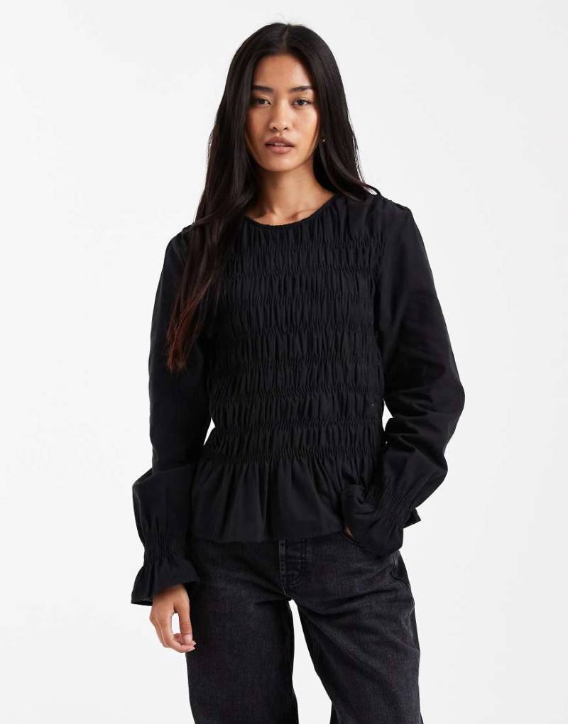 Vero Moda - Gesmoktes Oberteil in Schwarz mit weiten Ärmeln von Vero Moda