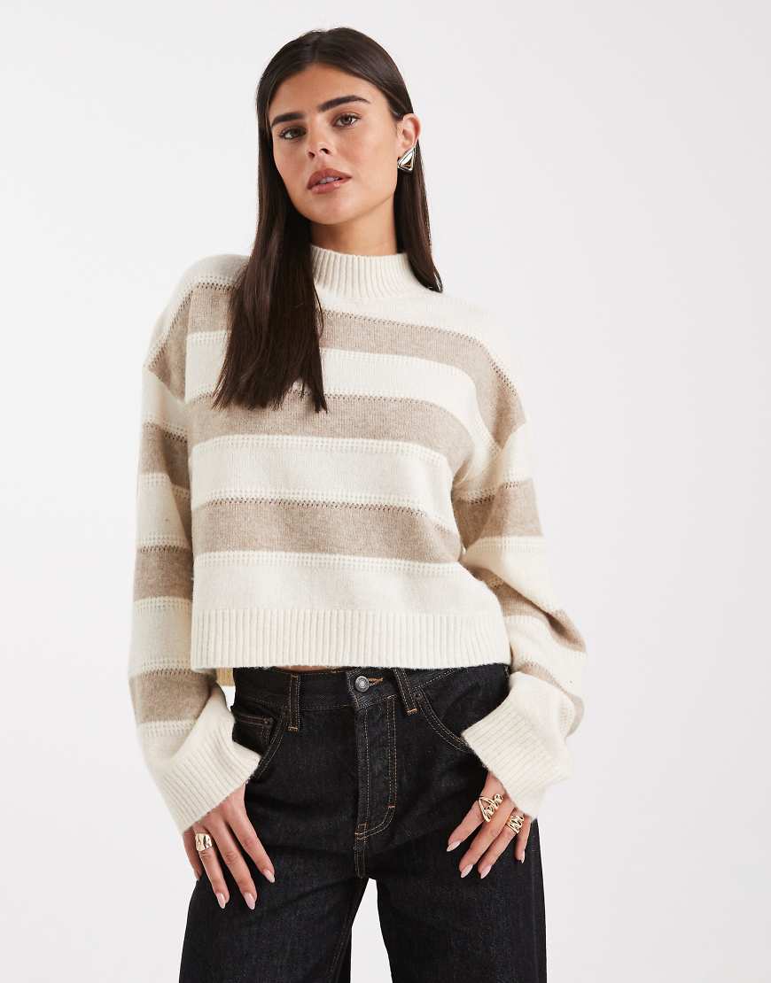 Vero Moda - Hochgeschlossener Pullover in Neutral mit breitem Streifenmuster Vero Moda - Hochgeschlossener Pullover in Neutral mit breitem Streifenmuster von Vero Moda