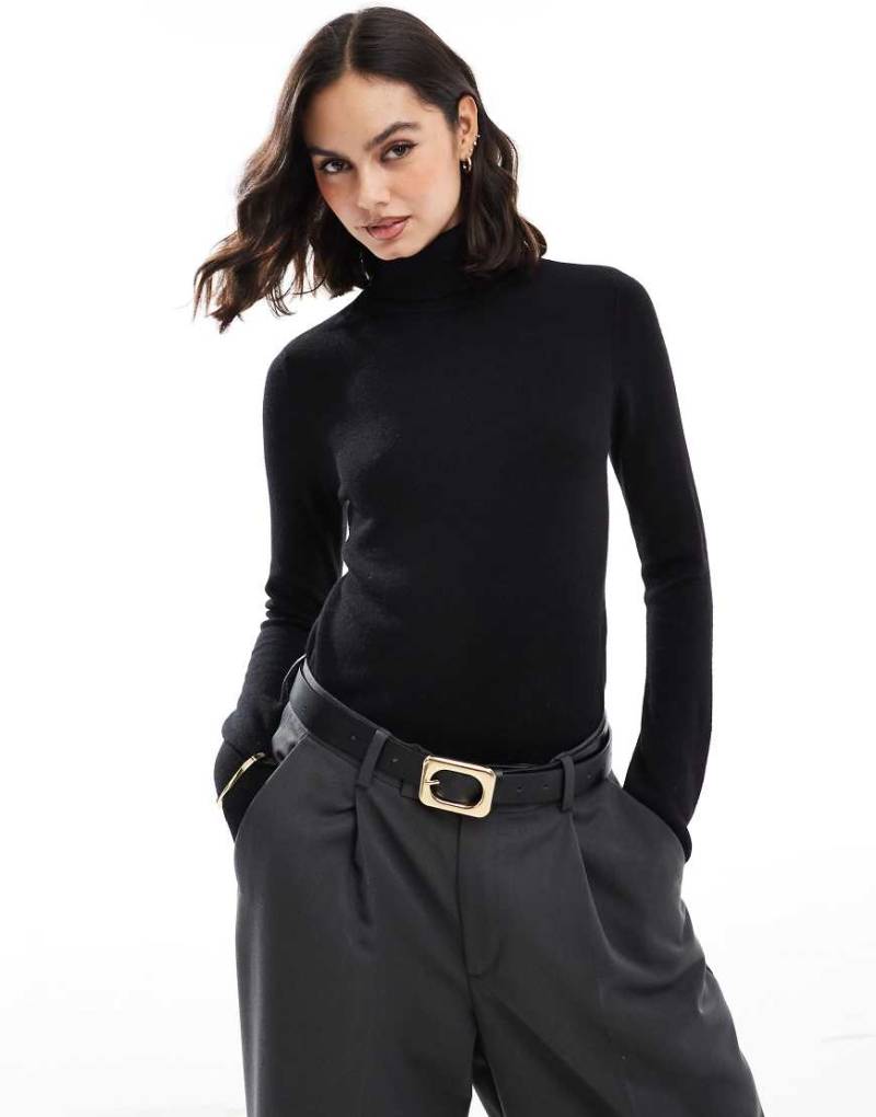 Vero Moda - Hochgeschlossener Strickpullover in Schwarz von Vero Moda