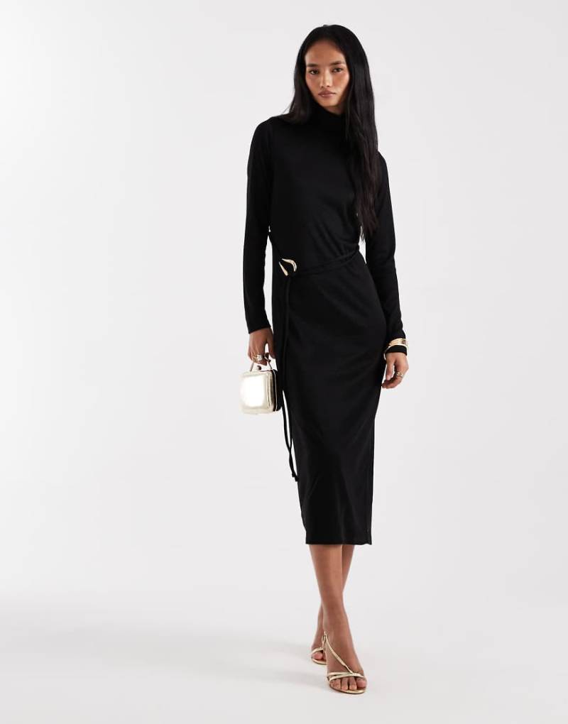 Vero Moda - Hochgeschlossenes, langärmliges Maxikleid in Schwarz mit Gürtel von Vero Moda