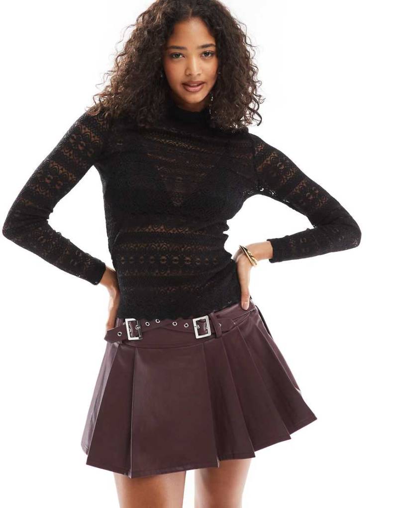 Vero Moda - Hochgeschlossenes Jersey-Oberteil in Schwarz mit Spitzen-Detail von Vero Moda