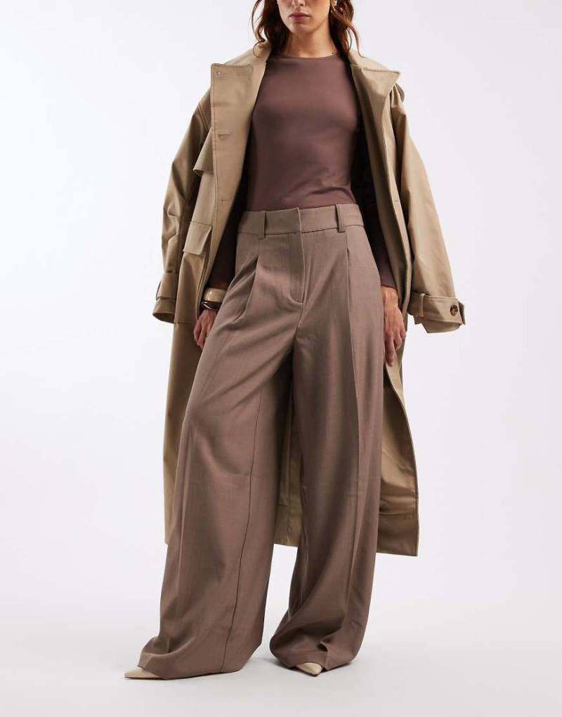Vero Moda - Hose in warmem Braun meliert mit hohem Bund und Bundfalten-Neutral von Vero Moda