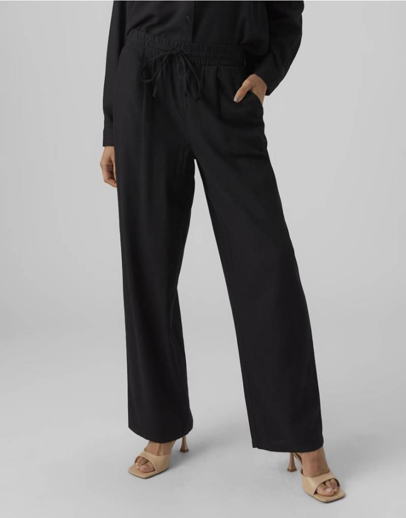Vero Moda - Hose mit weitem Beinschnitt in Schwarz von Vero Moda
