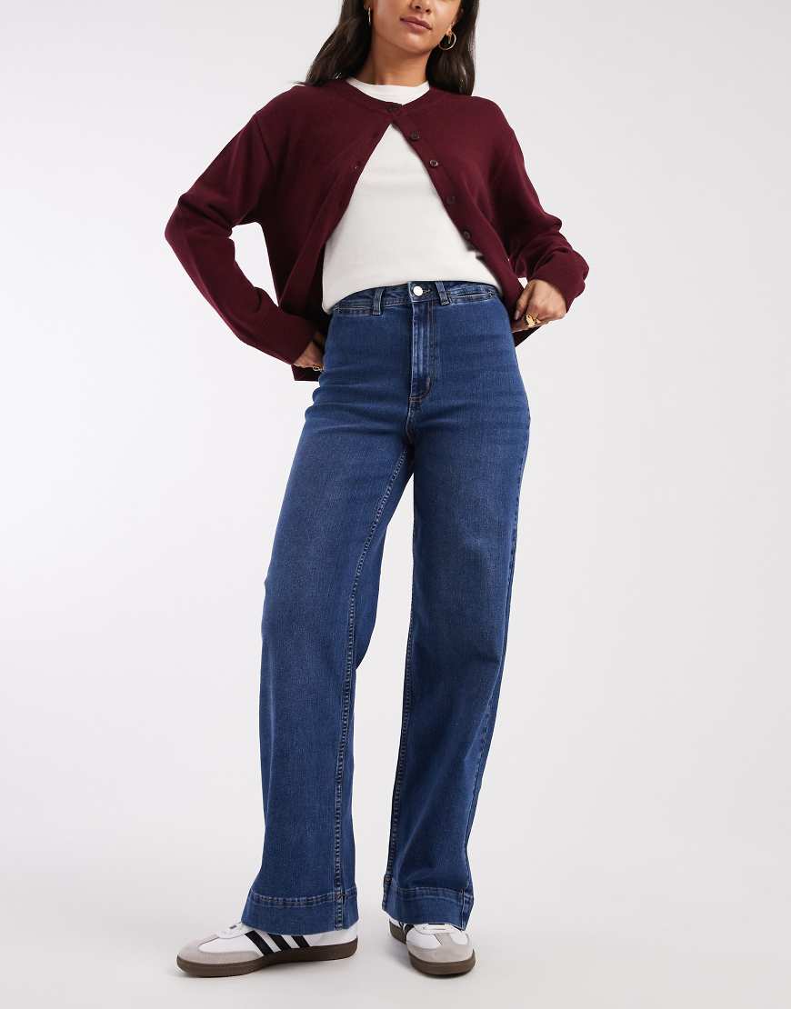 Vero Moda - Kayla - Weit geschnittene Jeans in Dunkelblau mit hohem Bund und breitem Saum-Marineblau von Vero Moda