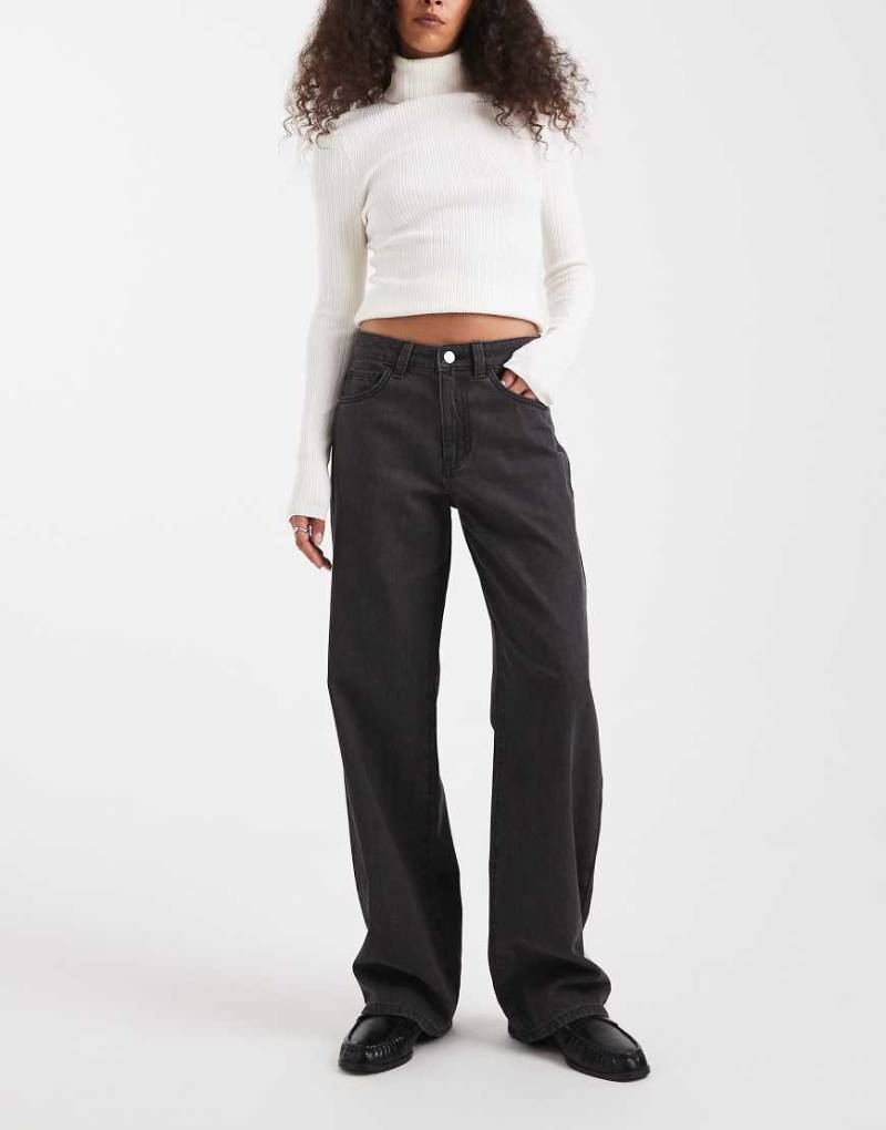 Vero Moda - Kirsa - Jeans mit mittelhohem Bund und geradem Schnitt in mittelgrauer Waschung Vero Moda - Kirsa - Jeans mit mittelhohem Bund und geradem Schnitt in mittelgrauer Waschung von Vero Moda