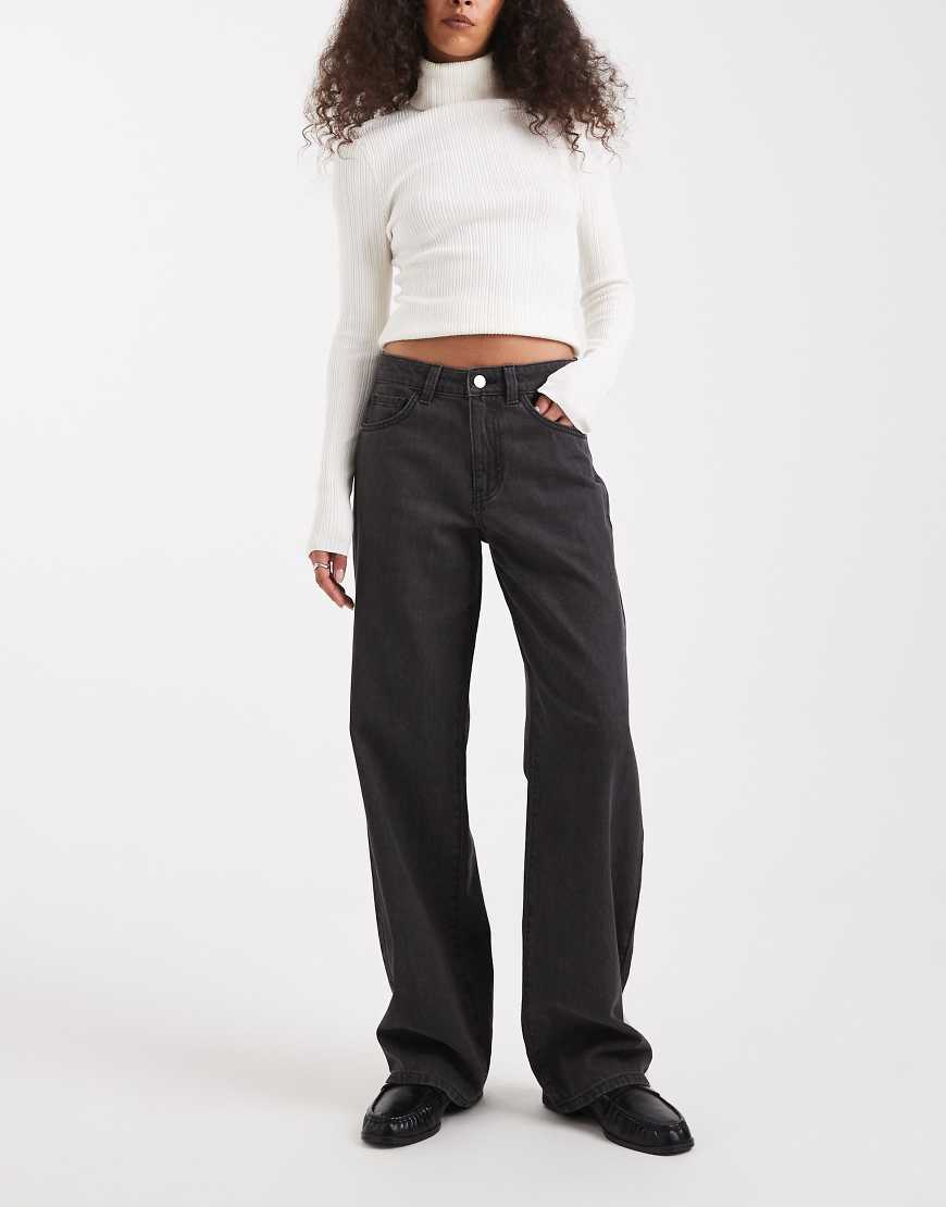 Vero Moda - Kirsa - Jeans mit mittelhohem Bund und geradem Schnitt in mittelgrauer Waschung von Vero Moda
