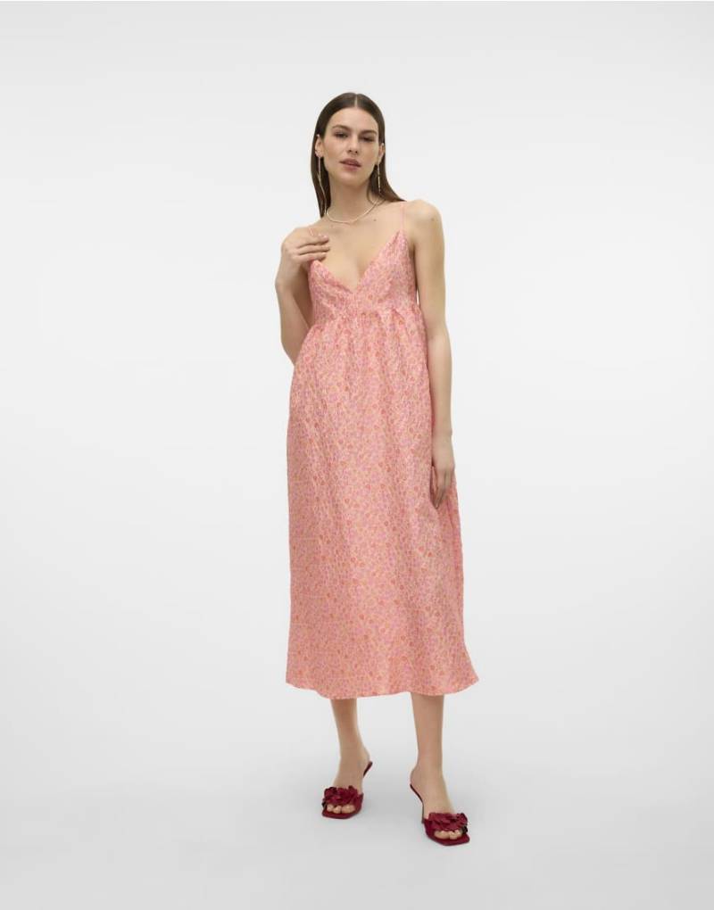 Vero Moda - Kleid in Apricot Fuzz-Bunt von Vero Moda