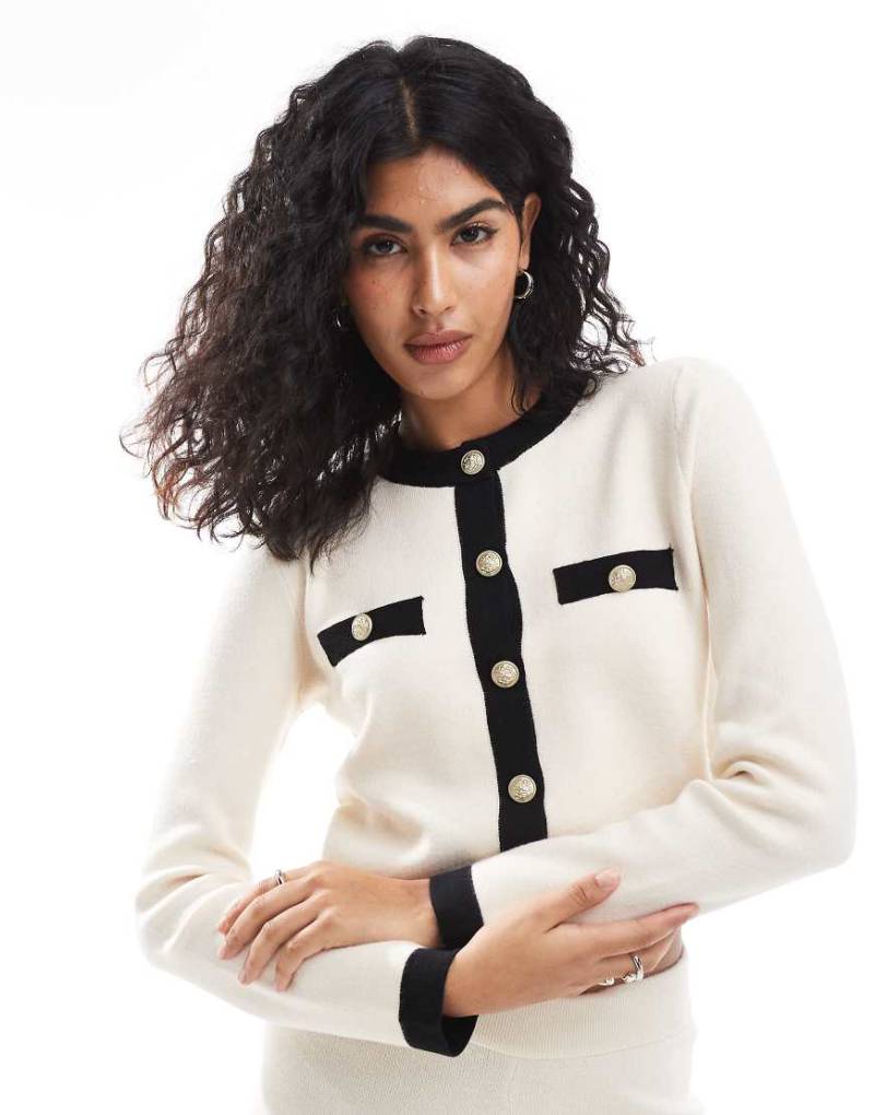 Vero Moda - Kurze Strickjacke in Creme mit Knopfleiste und Kontrastdetails, Kombiteil-Weiß von Vero Moda