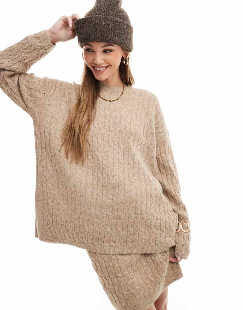 Vero Moda - Locker geschnittener Zopfstrick-Pullover in Camel, Kombiteil-Neutral von Vero Moda