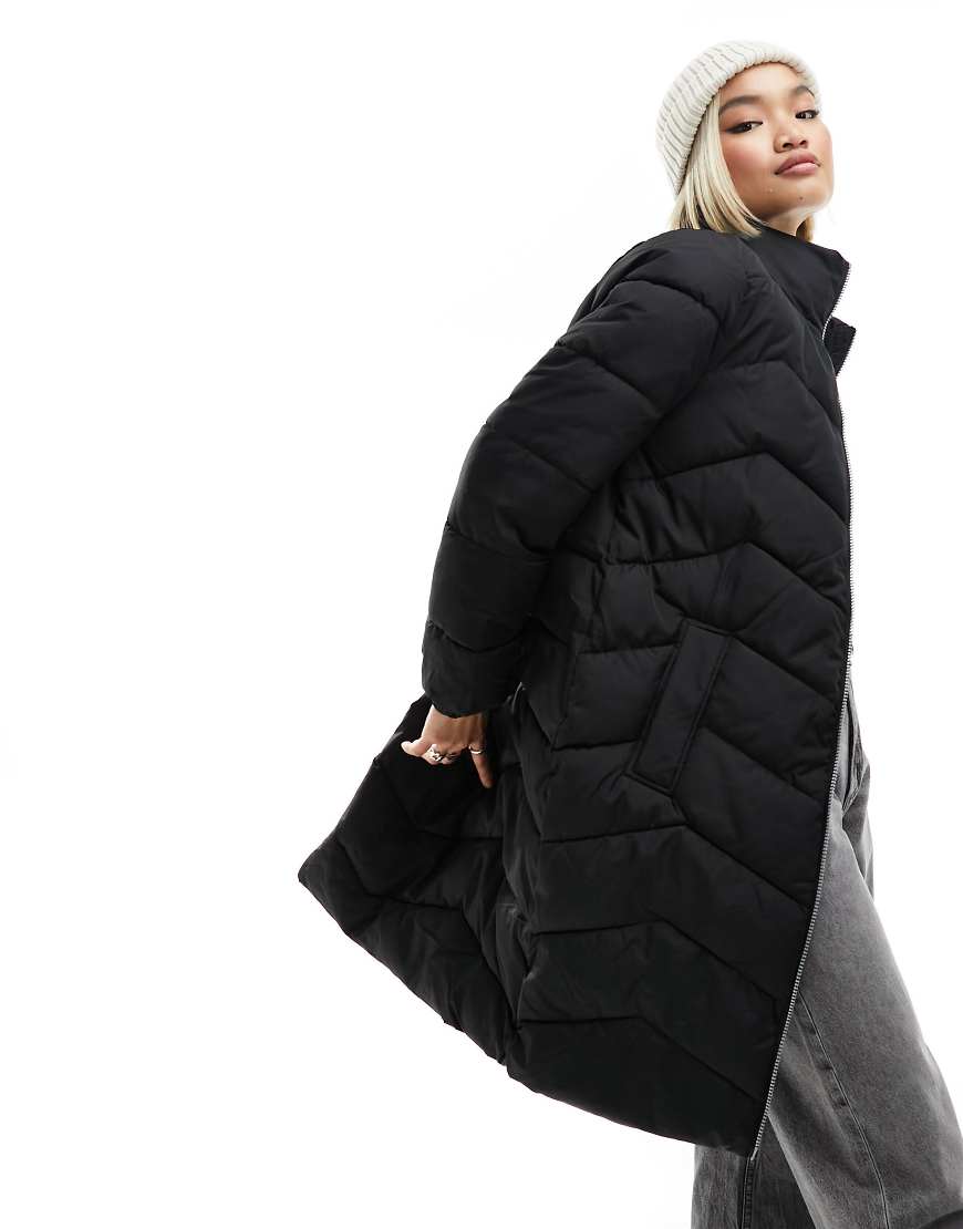 Vero Moda - Longline-Steppmantel in Schwarz von Vero Moda