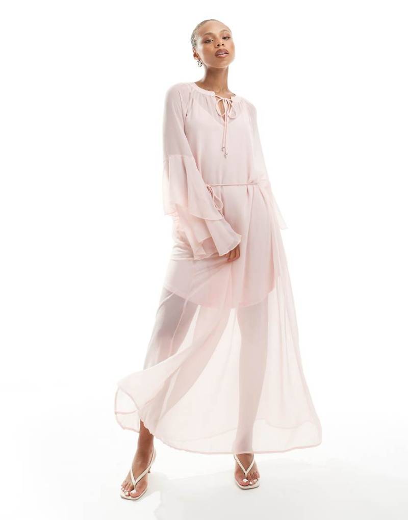 Vero Moda - Maxikleid im Boho-Stil in Rosépink mit Rüschenärmeln und Bindeband in der Taille-Rosa von Vero Moda
