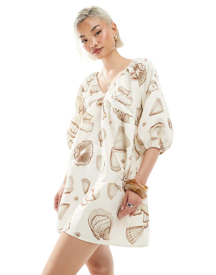 Vero Moda - Minikleid in Neutral mit Blousonärmeln und Muschelmuster-Weiß von Vero Moda
