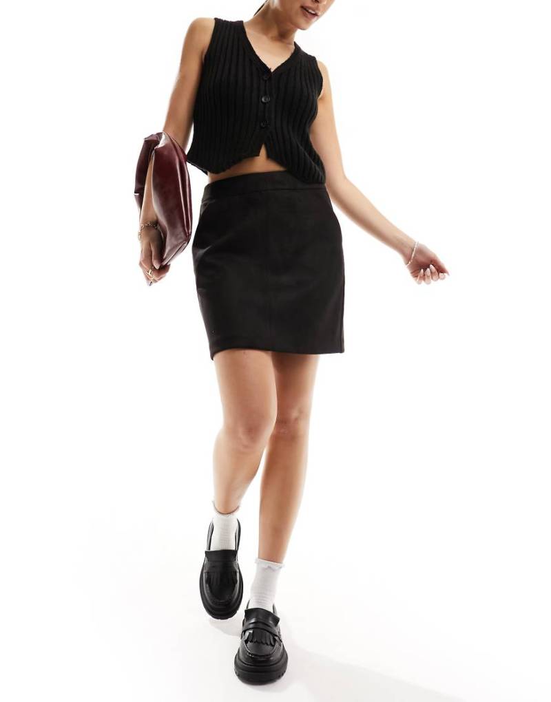 Vero Moda - Minirock aus Wildlederimitat in Schwarz von Vero Moda