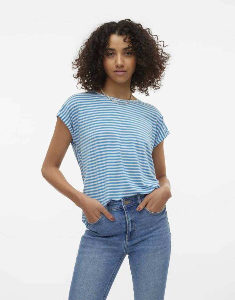 Vero Moda - Oversize-T-Shirt in Blau gestreift von Vero Moda