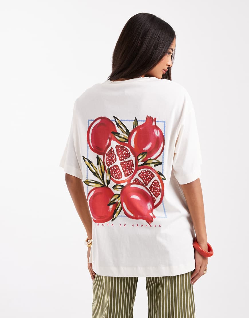 Vero Moda - Oversize-T-Shirt in Gelb mit Boyfriend-Passform und „Fruta De Granada"-Grafikprint von Vero Moda
