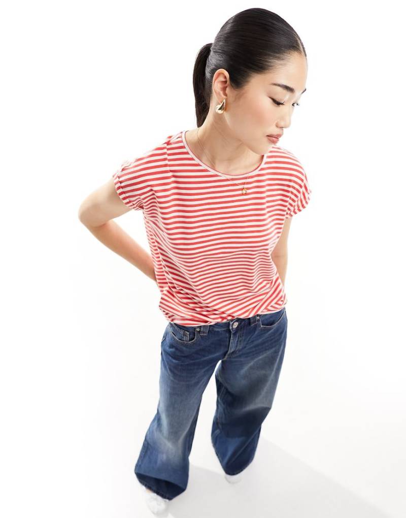 Vero Moda - Oversize-T-Shirt in Rot und Weiß gestreift von Vero Moda