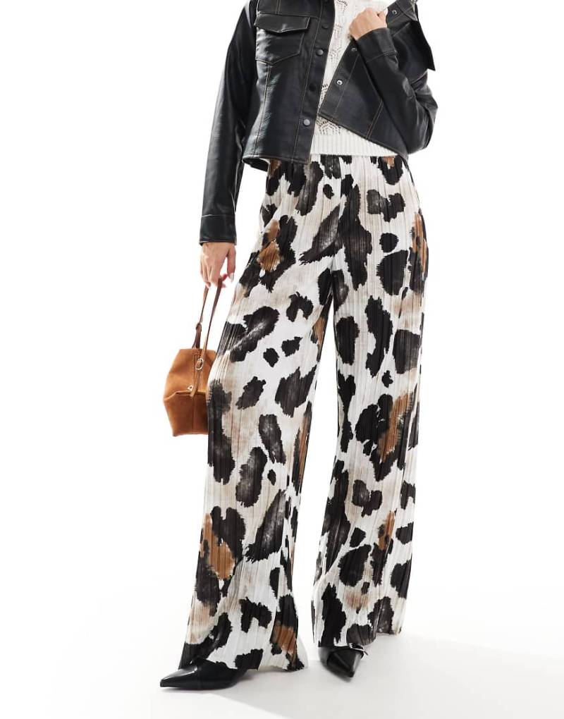 Vero Moda - Plissierte Hose mit weitem Bein und abstraktem Kuh-Print-Bunt von Vero Moda
