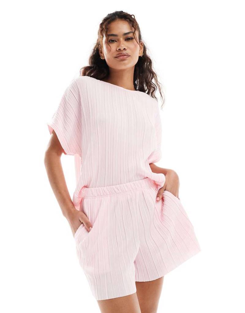 Vero Moda - Plissierte Shorts in Rosa, Kombiteil von Vero Moda