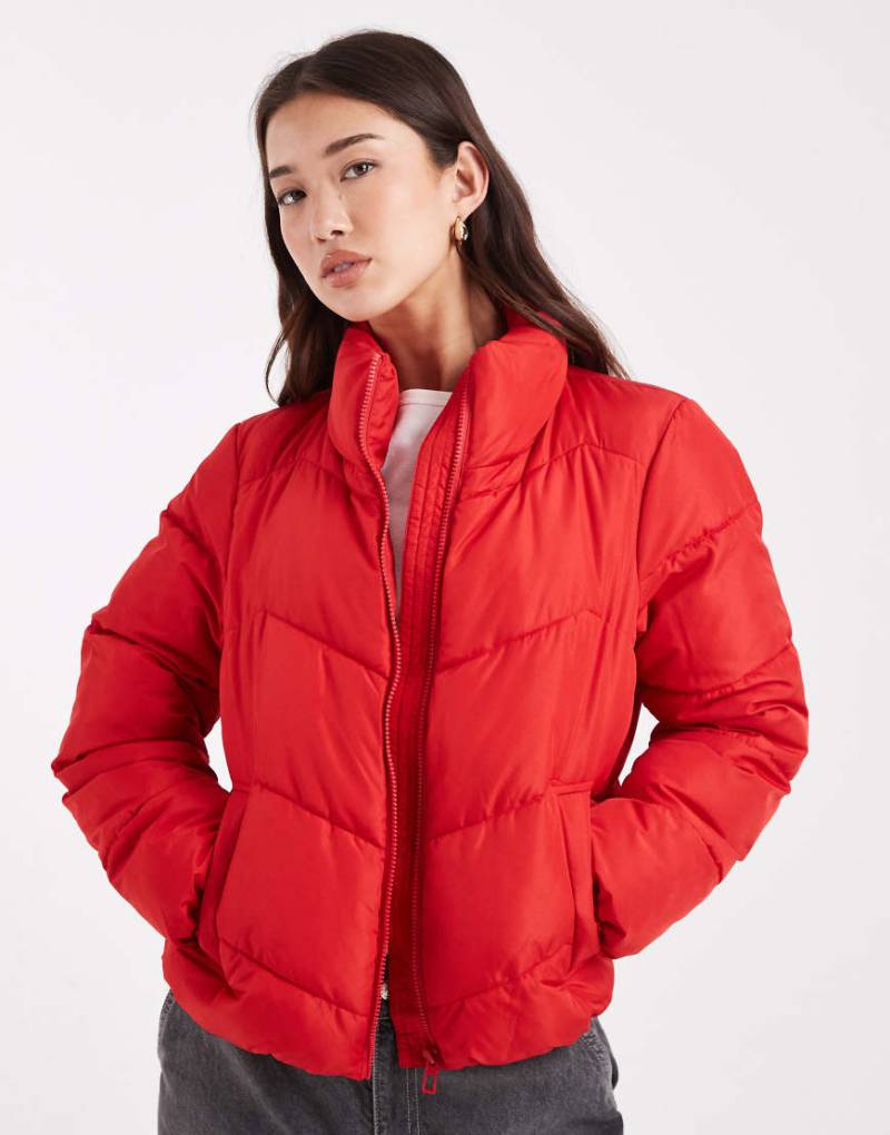 Vero Moda - Pufferjacke in Schleifenrot von Vero Moda