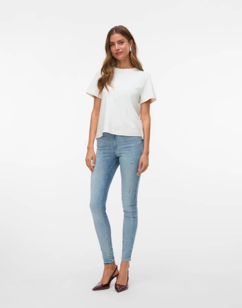 Vero Moda - Skinny-Jeans in Hellblau von Vero Moda