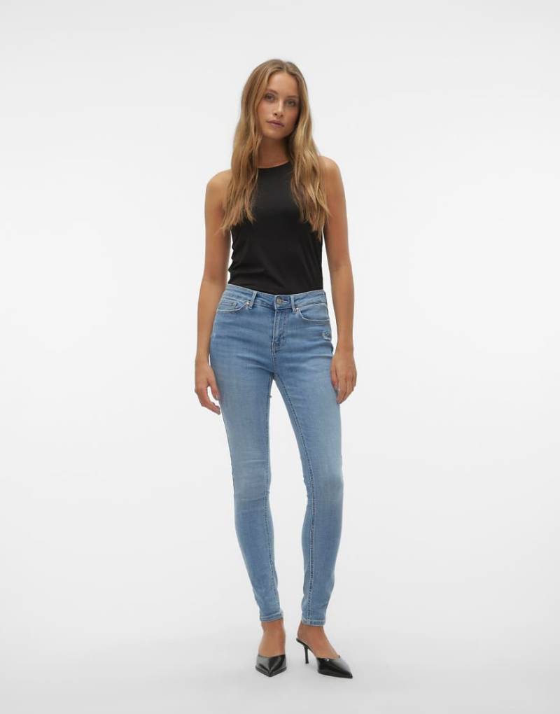 Vero Moda - Skinny-Jeans in Hellblau von Vero Moda