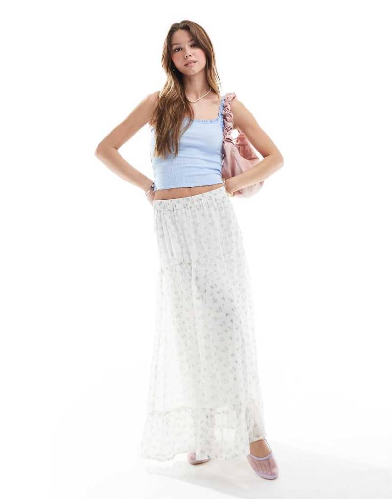 Vero Moda - Smilla - Gestufter Midirock mit Blümchenmuster in Blau-Weiß von Vero Moda