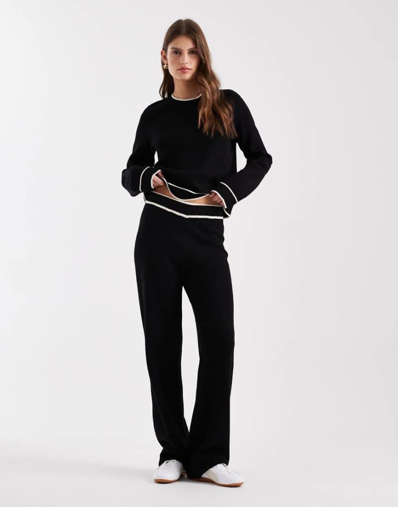 Vero Moda - Strickhose in Schwarz mit kontrastierender Paspelierung in Cremeweiß, Kombiteil von Vero Moda