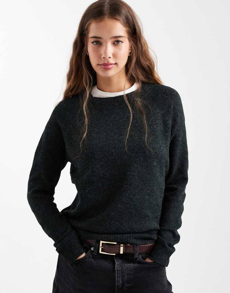 Vero Moda - Strickpullover in Kieferngrün mit Rundhalsausschnitt Vero Moda - Strickpullover in Kieferngrün mit Rundhalsausschnitt von Vero Moda