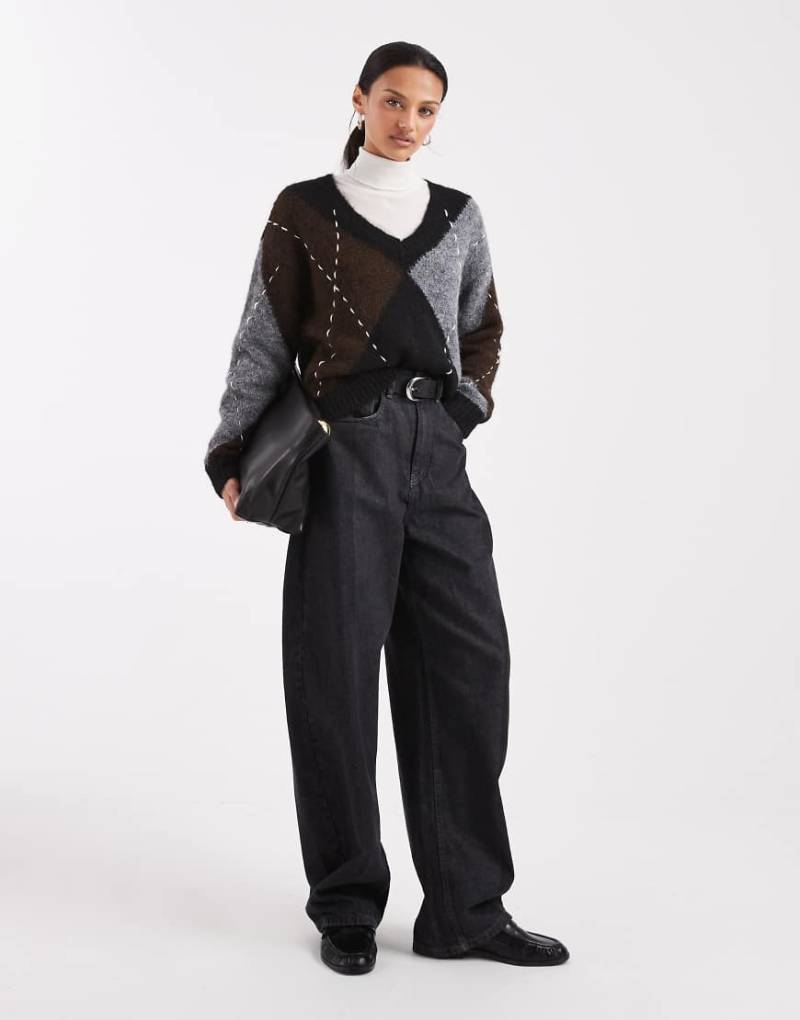 Vero Moda - Strickpullover in Schwarz und Schokobraun mit Rautenmuster und Ziernaht von Vero Moda