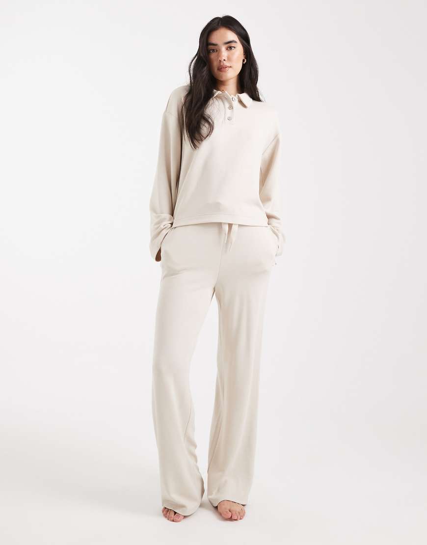 Vero Moda - Superweiche Jogginghose in Creme mit Bindeband an der Taille und weitem Bein, Kombiteil-Weiß von Vero Moda