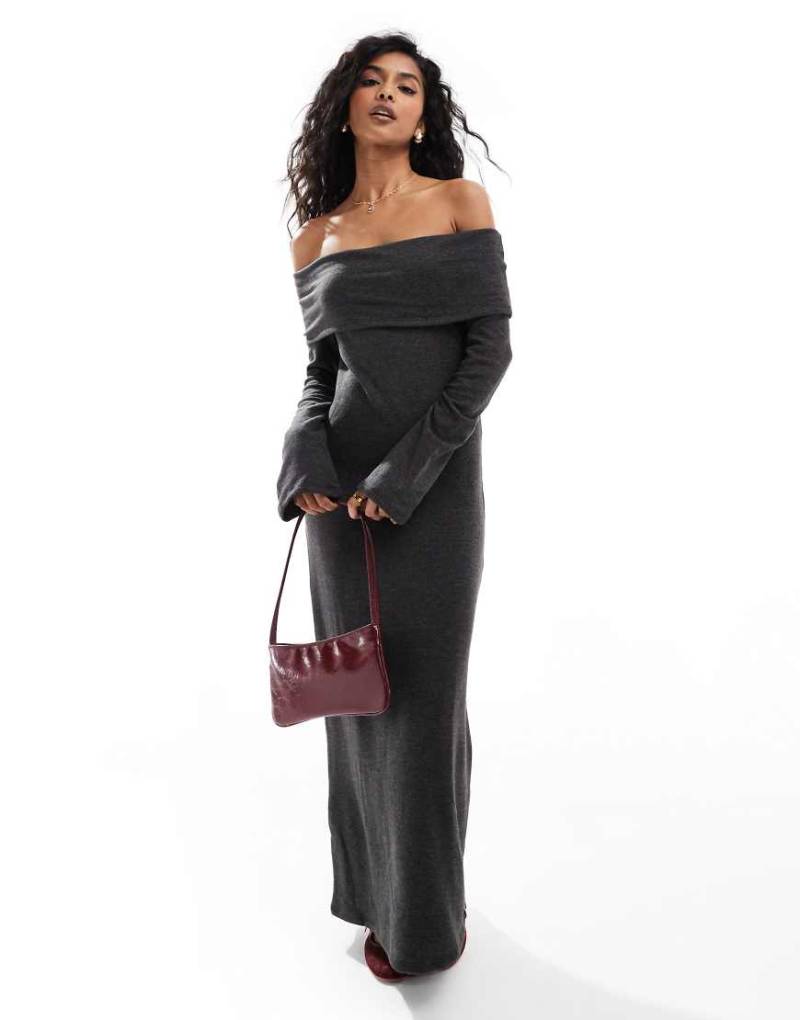 Vero Moda - Superweiches, knöchellanges Kleid in Schwarz meliert mit schulterfreiem Design von Vero Moda