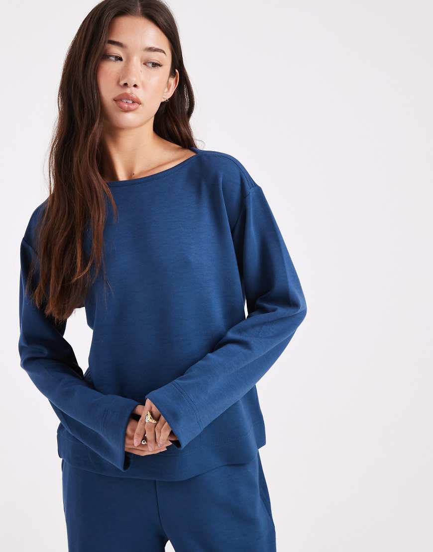 Vero Moda - Sweatshirt aus weichem Jersey in Dunkelblau mit U-Boot-Ausschnitt, Kombiteil-Marineblau von Vero Moda