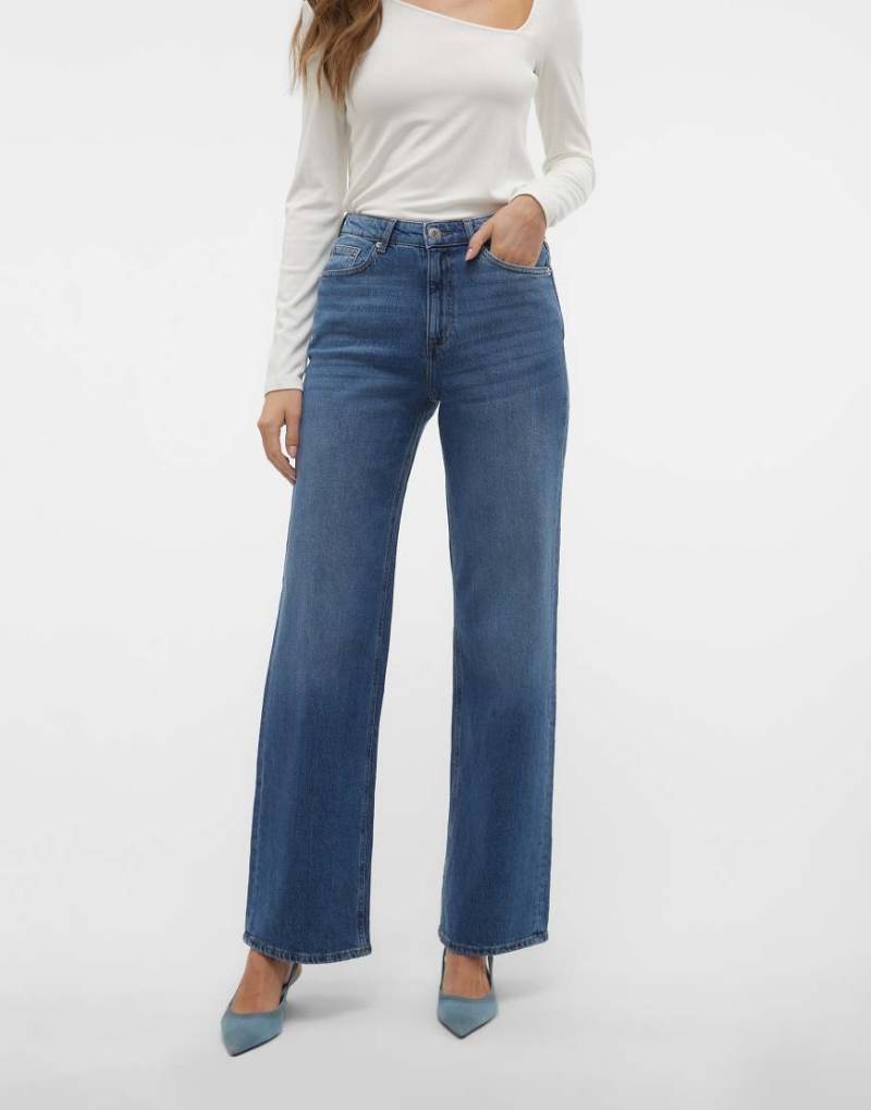 Vero Moda - Tessa - Jeans in Mittelblau mit weitem Bein von Vero Moda