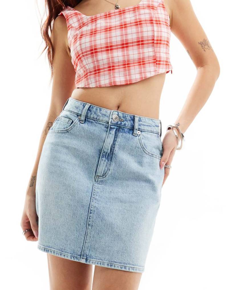Vero Moda - Tessa - Kurzer Jeansrock in Hellblau von Vero Moda