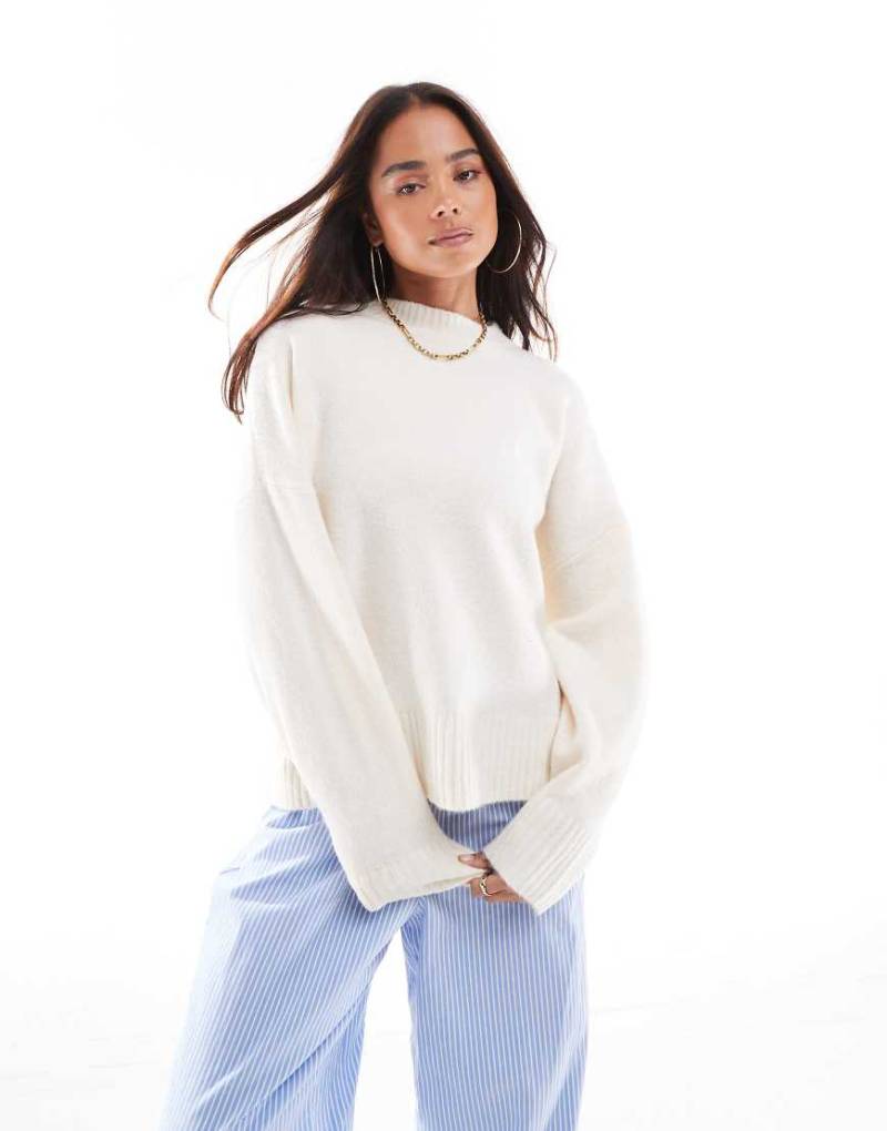 Vero Moda - Weicher Pullover in Cremeweiß mit Rundhalsausschnitt von Vero Moda