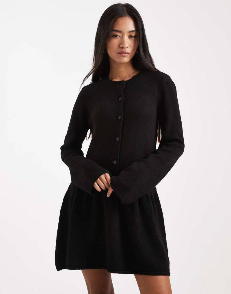 Vero Moda - Weiches Strick-Minikleid in Schwarz mit Knopfleiste vorne von Vero Moda