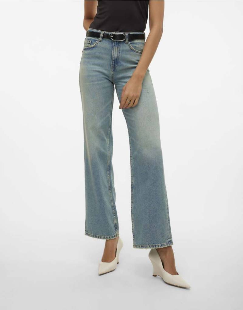 Vero Moda - Weit geschnittene Denim-Jeans in Mittelblau von Vero Moda