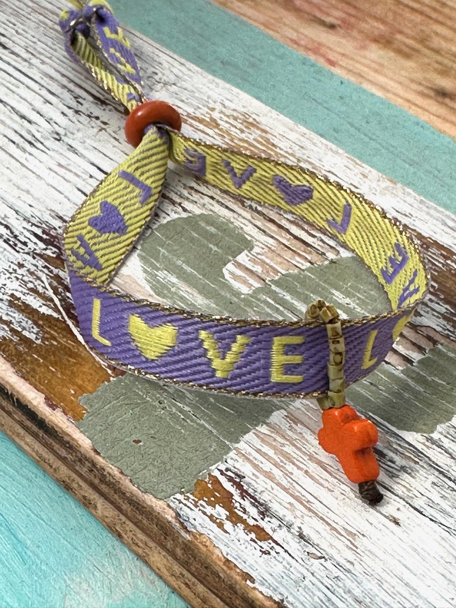 Armband - Aus Band Love Kreuz Verstellbar von Verperlthoch2