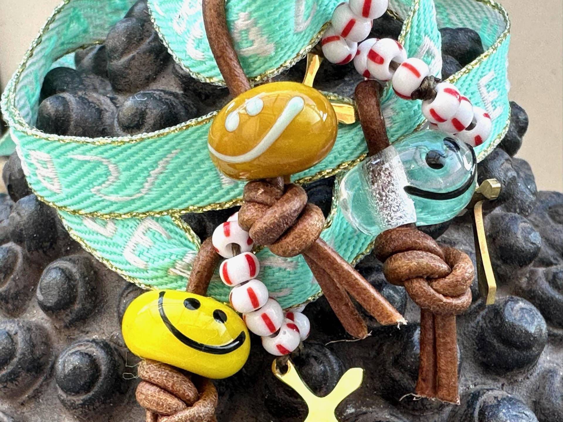 Glasperle Handgefertigt - Farbwahl Armband Aus Band Smiley Glasperle Handgefertigt - Farbwahl Armband Aus Band Smiley von Verperlthoch2