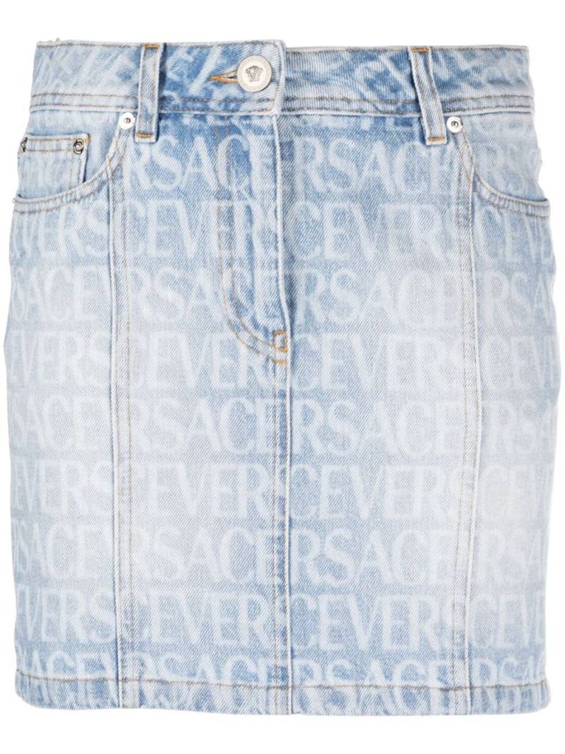 Versace Jeansrock mit Logo-Print - Blau von Versace