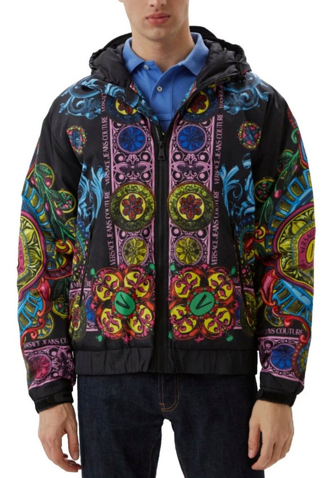 Versace Kurzjacke Regalia Baroque Jacke Bomber Blouson mit Kapuze Loose Fit Regalia- und Baroque-Allover-Design in Multicolor von Versace