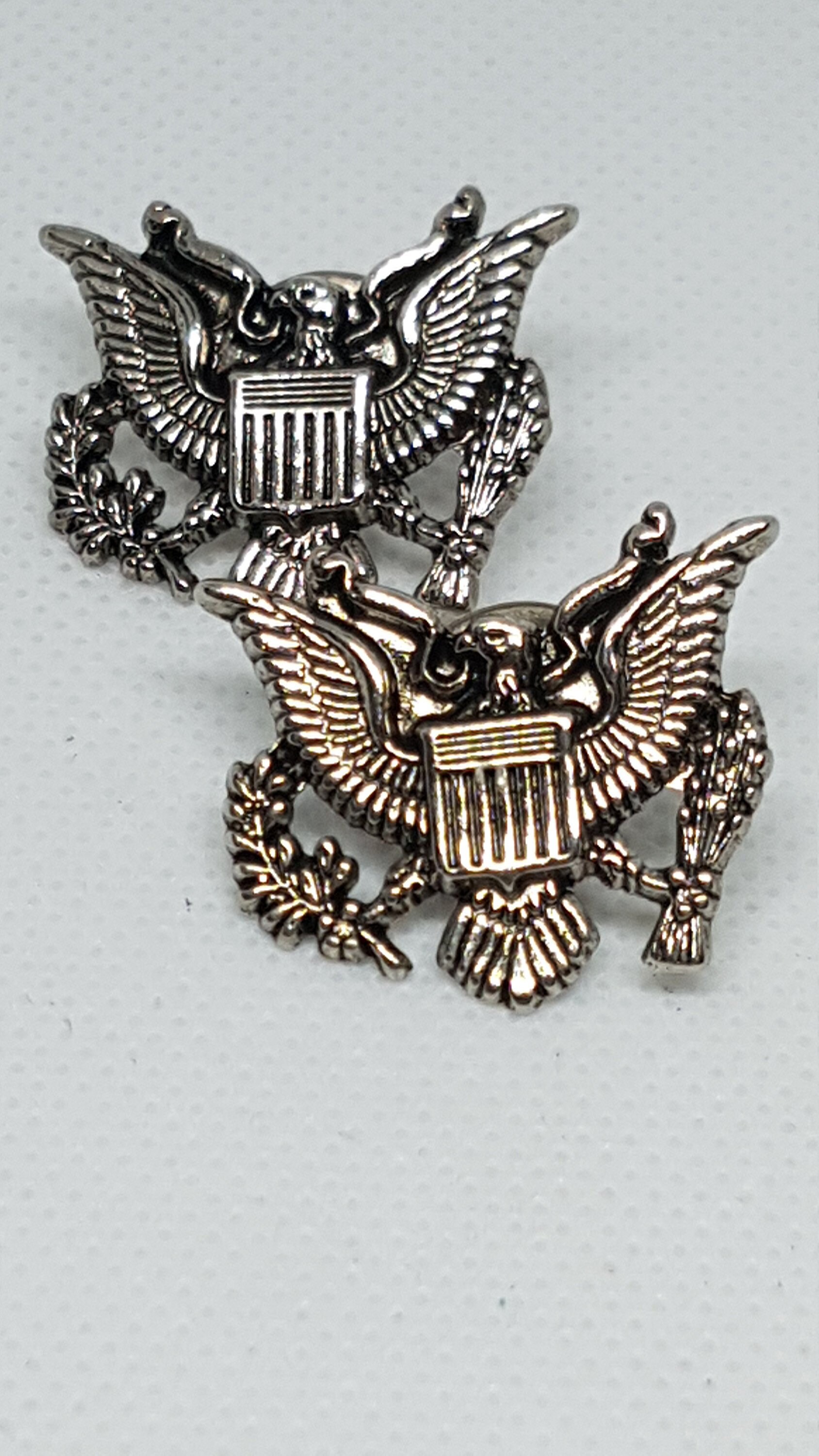 Vintage Pins von Versaplus