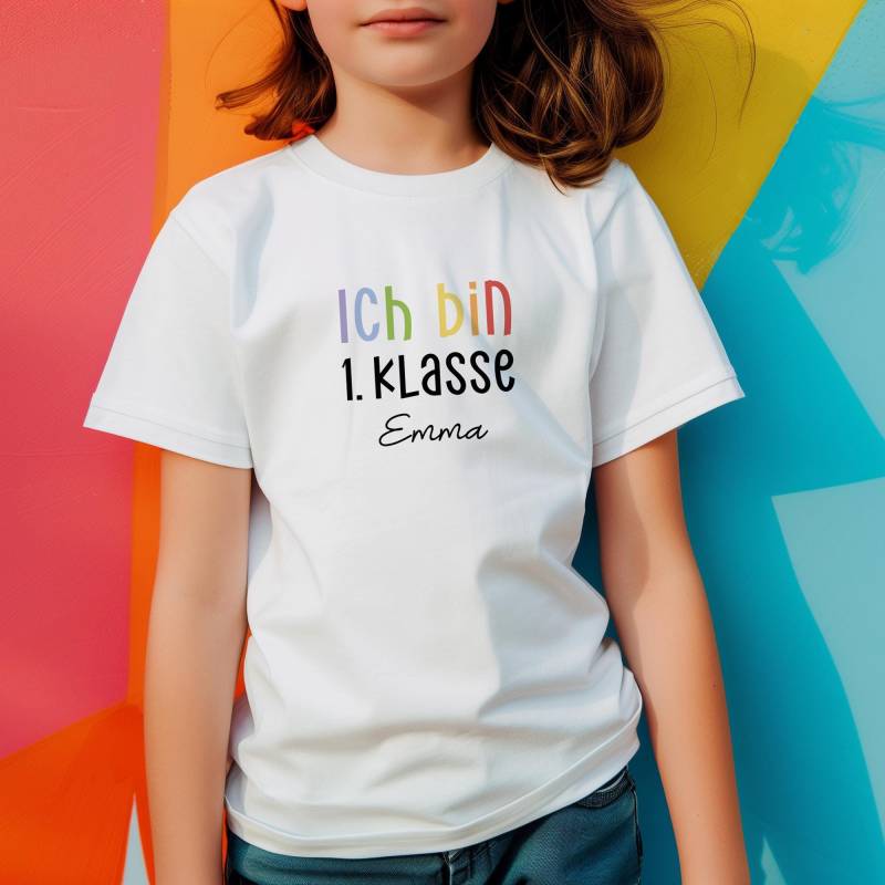 Ich Bin 1. Klasse - Personalisiertes T-Shirt Für Kinder Zur Einschulung Schulstart Geschenk Mädchen & Jungen in Verschiedene Farben von VerschenkichDE