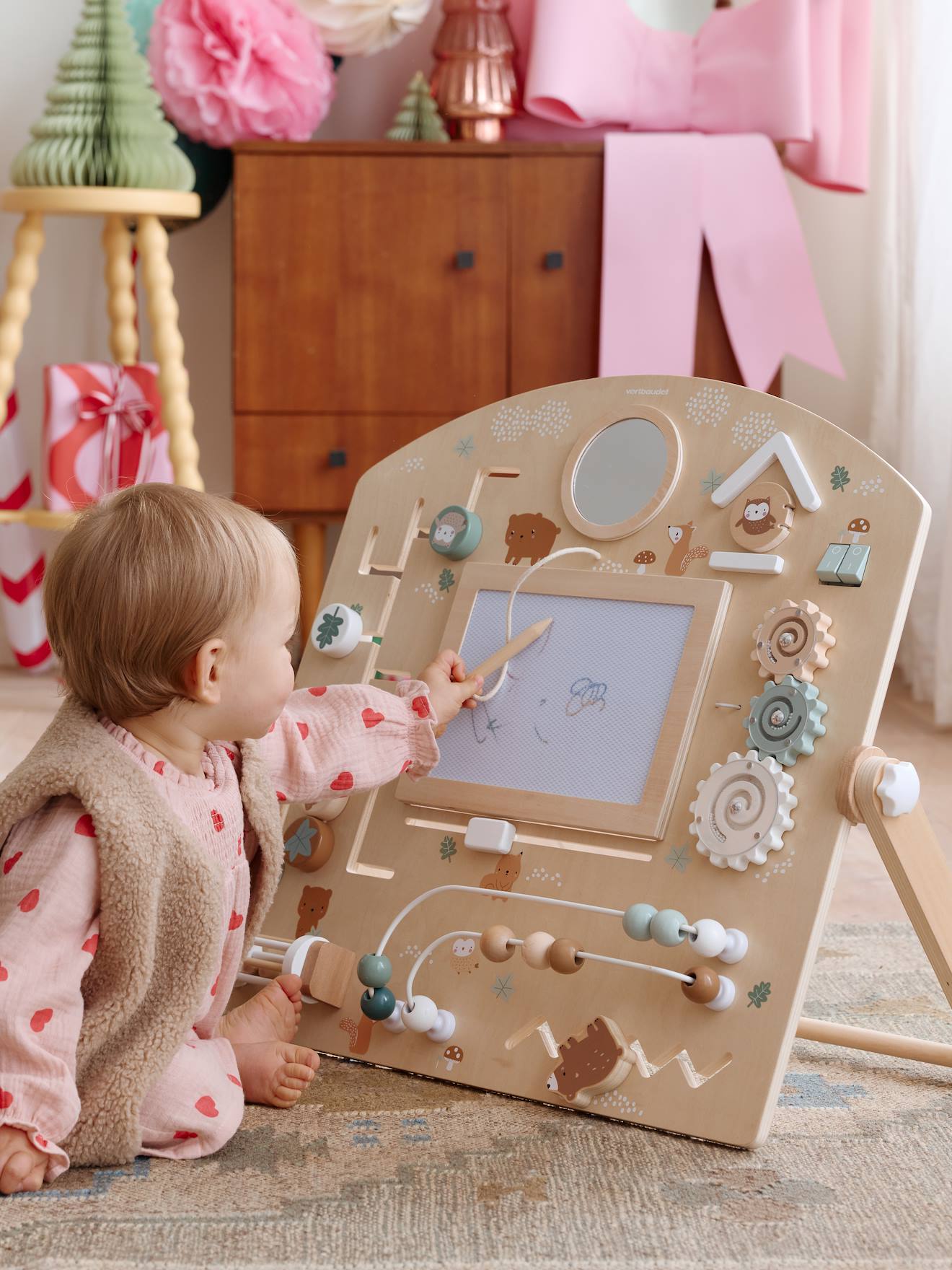 Baby Activity-Tafel GRÜNER WALD aus Holz FSC® von Vertbaudet