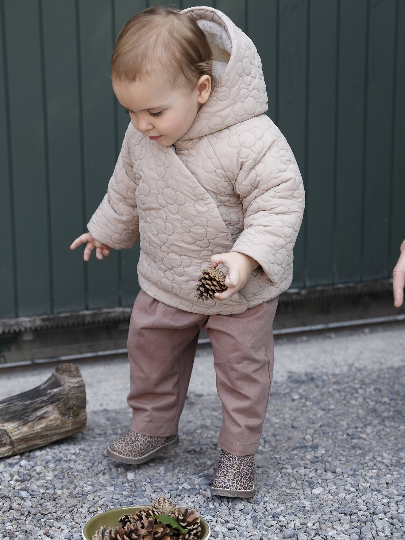 Baby Steppjacke mit Blumensteppung und Kunstfellfutter von Vertbaudet
