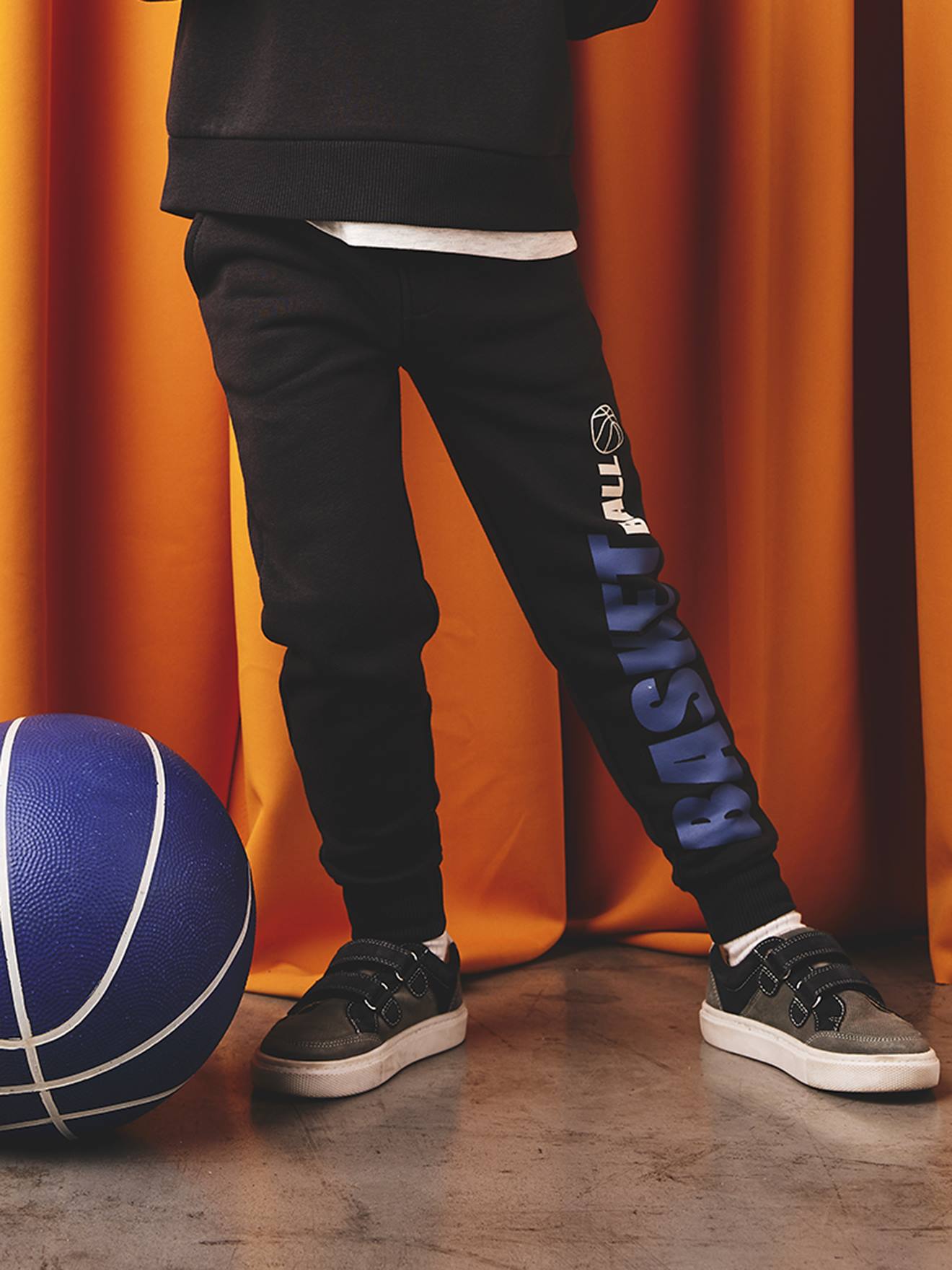 Jungen Joggpants mit XL-Schrift und Recycling-Polyester von Vertbaudet