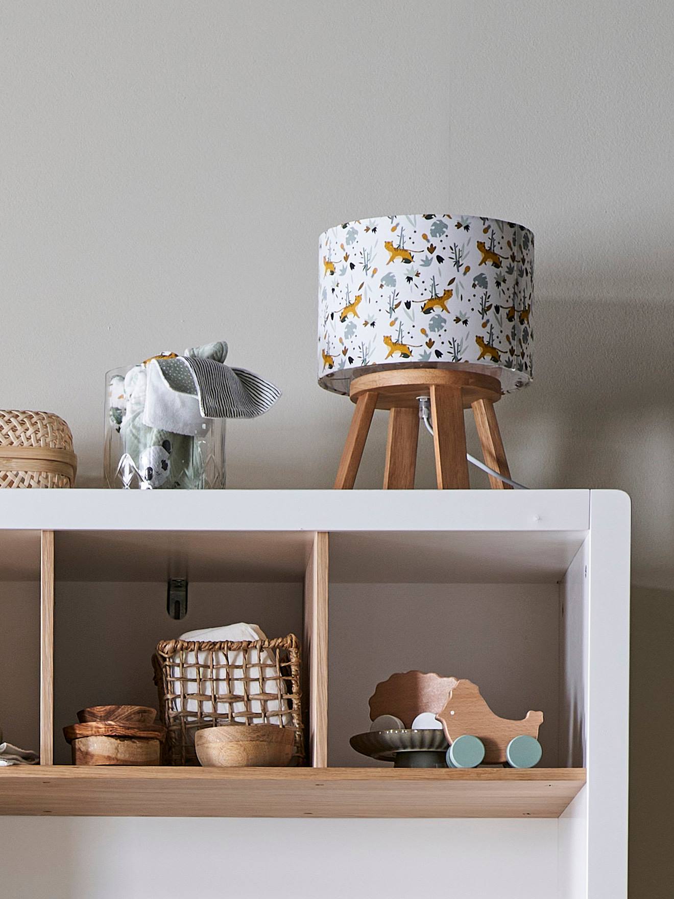 Kinder Nachttischlampe PANDAFREUNDE Kinder Nachttischlampe PANDAFREUNDE von Vertbaudet