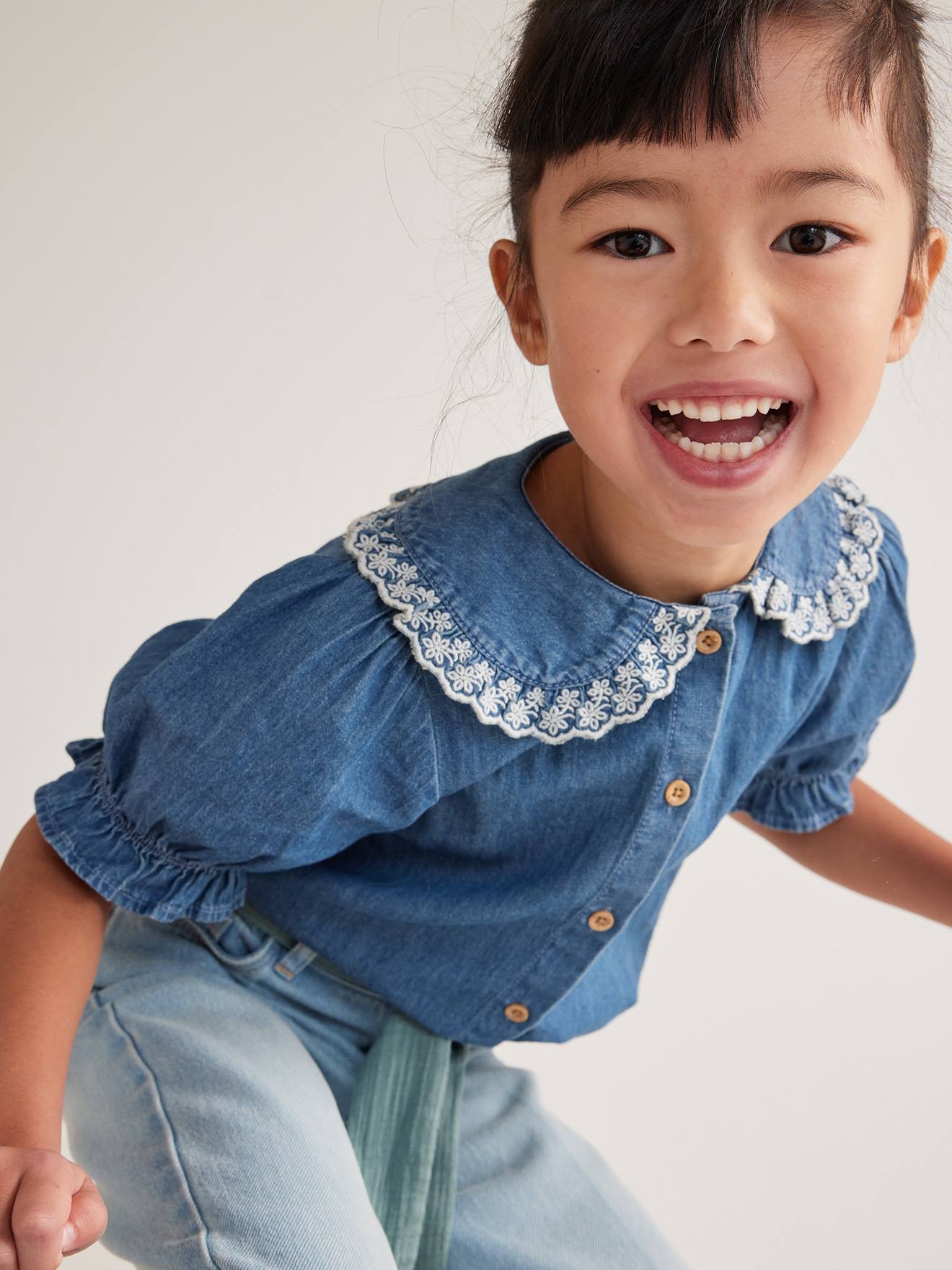 Mädchen Jeansbluse mit Bubikragen von Vertbaudet