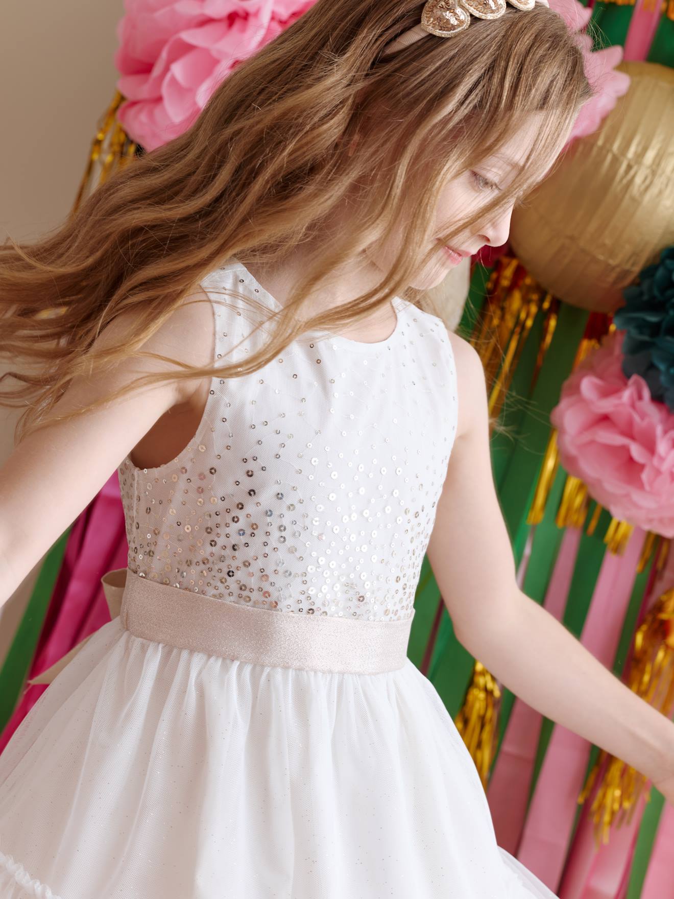 Mädchen Weihnachtskleid mit Pailletten und Tüll von Vertbaudet