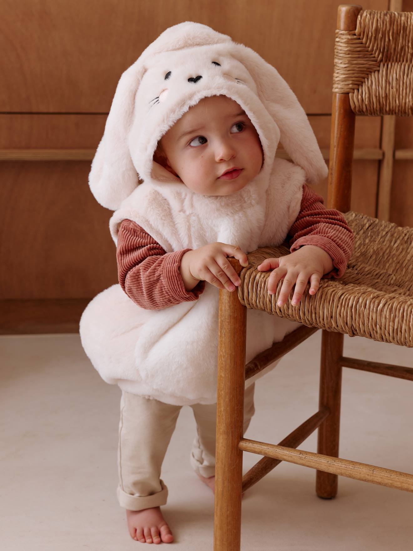 Baby Hasenkostüm aus Kunstfell von Vertbaudet